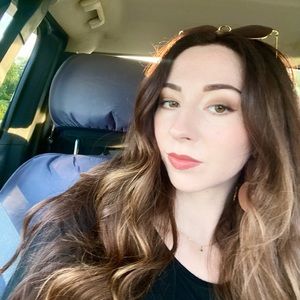 Meet your Posher, Josie